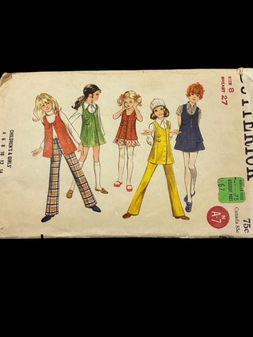 Vintage Girls Pattern Envelope with Illustrated Mod Outfits - Multicolor